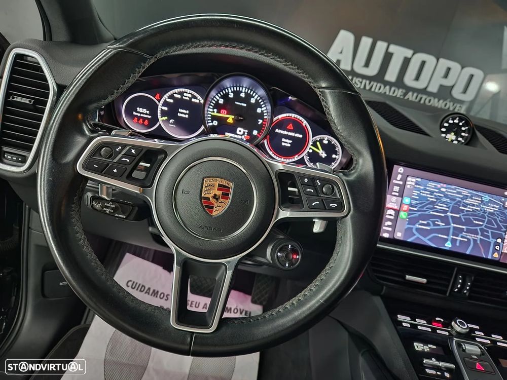 Porsche Cayenne Coupé E-Hybrid - 18