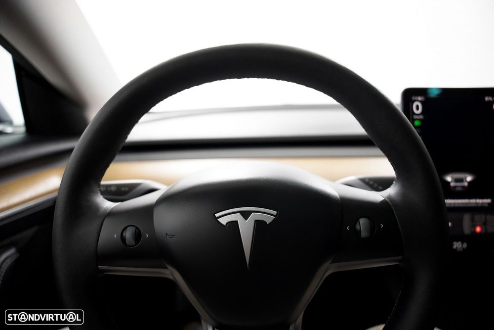 Tesla Model 3 Long Range Tração Traseira - 8