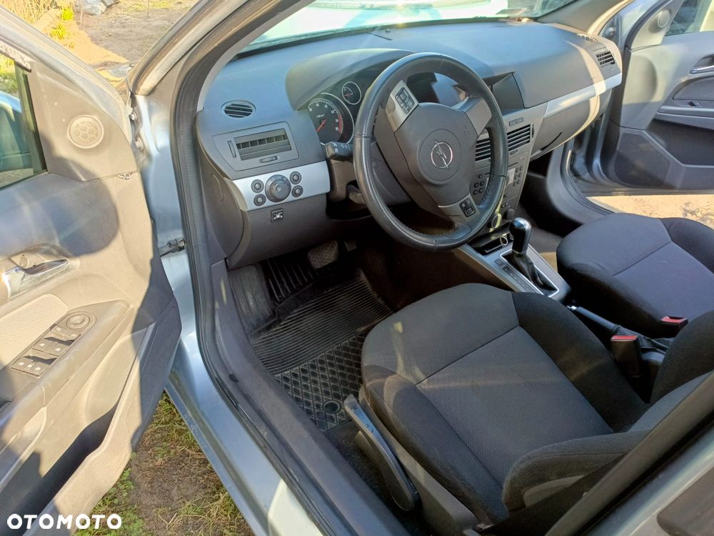 Opel Astra 1.8 Automatik - 12