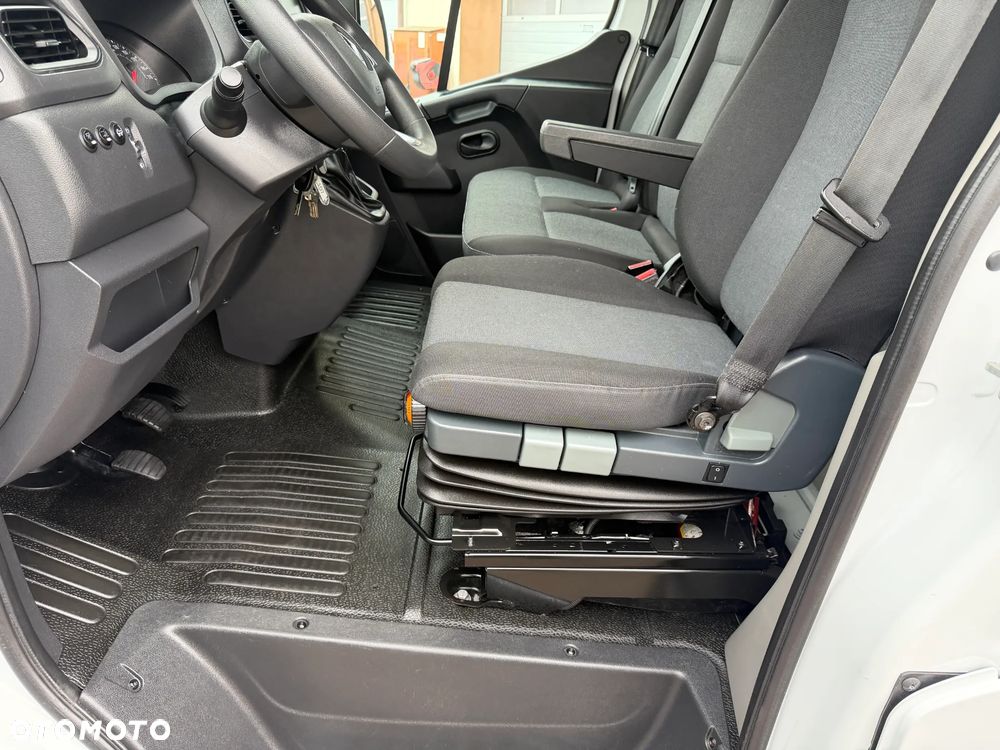 Renault Master Chłodnia Winda - 26