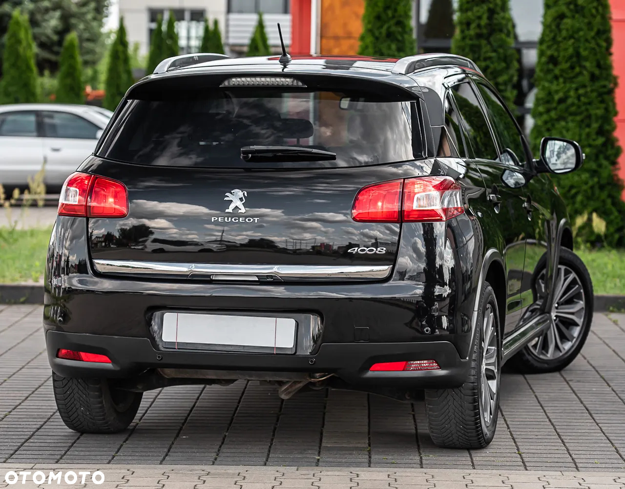 Peugeot 4008 - 12