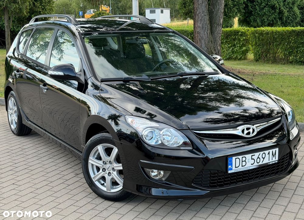Hyundai i30 i30cw 1.4 UEFA EURO 2012 Edition - 16