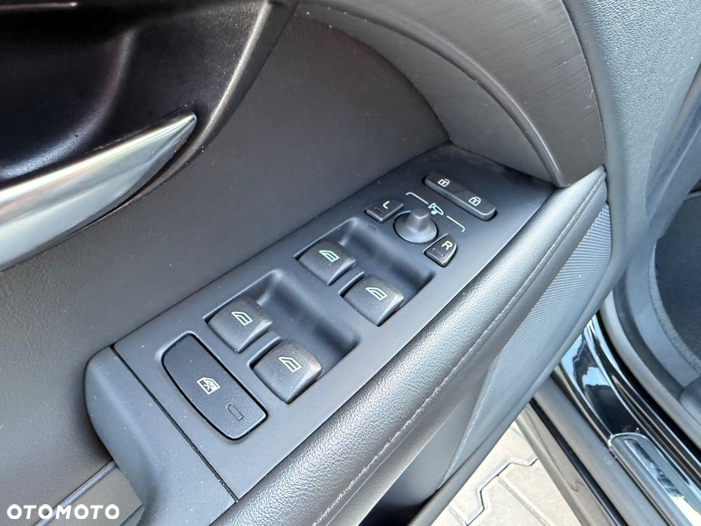 Volvo V70 D4 Drive-E Momentum - 33