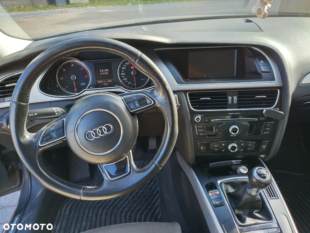 Audi A4 Avant - 13