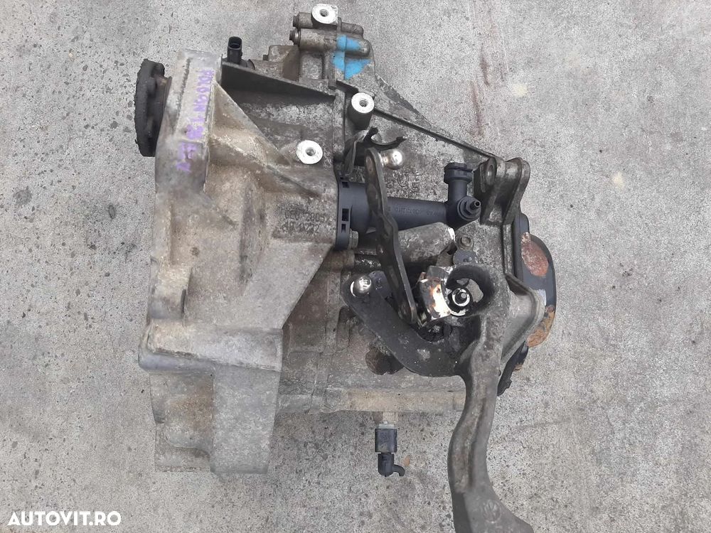 cutie viteze manuala  geu  vw polo 9n  1.2 b bxv - 3