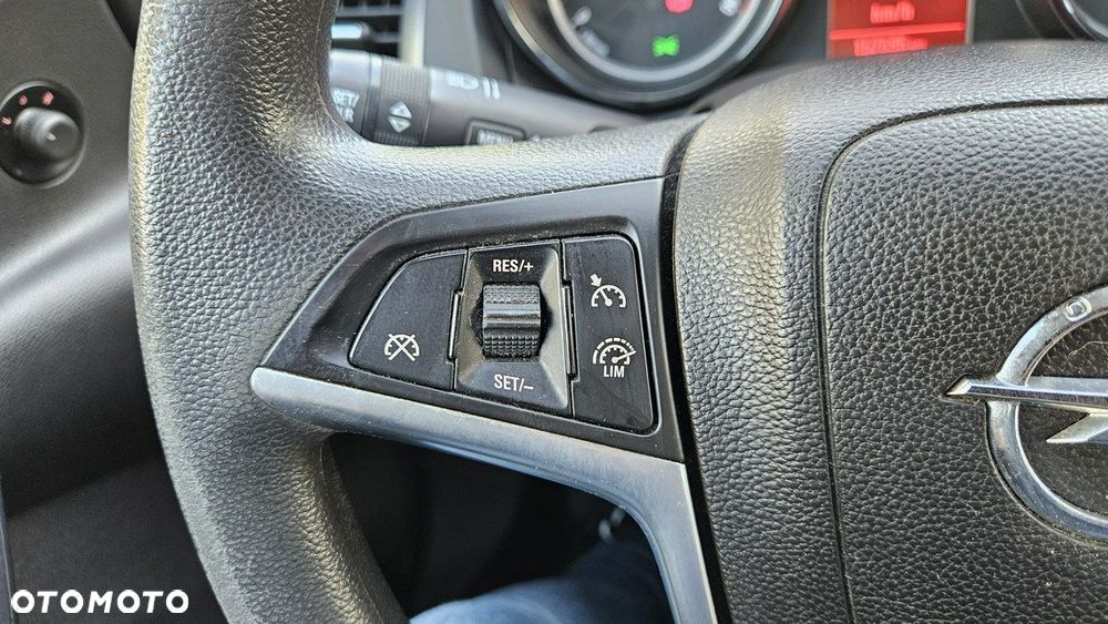 Opel Astra - 28