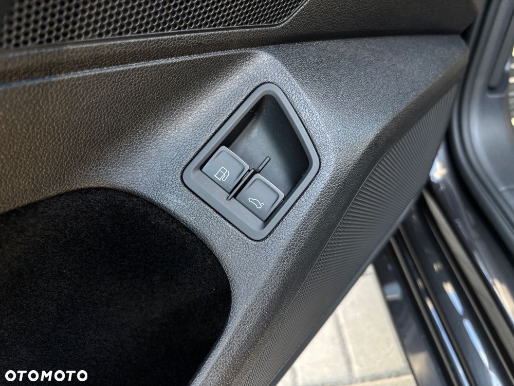 Volkswagen Arteon 1.4 eHybrid OPF DSG R-Line - 17