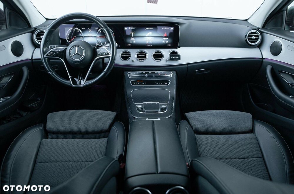 Mercedes-Benz Klasa E 220 d 4-Matic AMG - 27