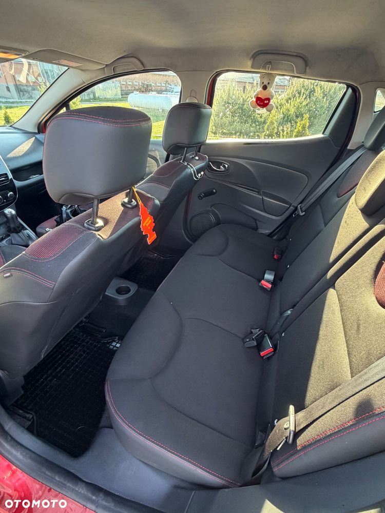 Renault Clio - 7