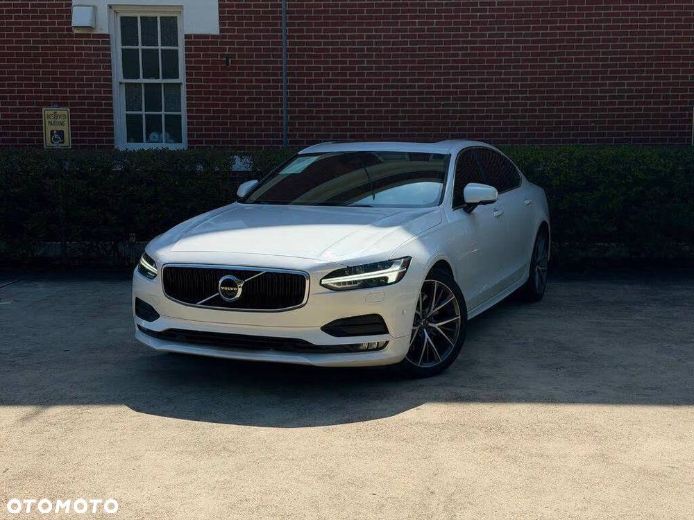 Volvo S90 T6 AWD Momentum - 1