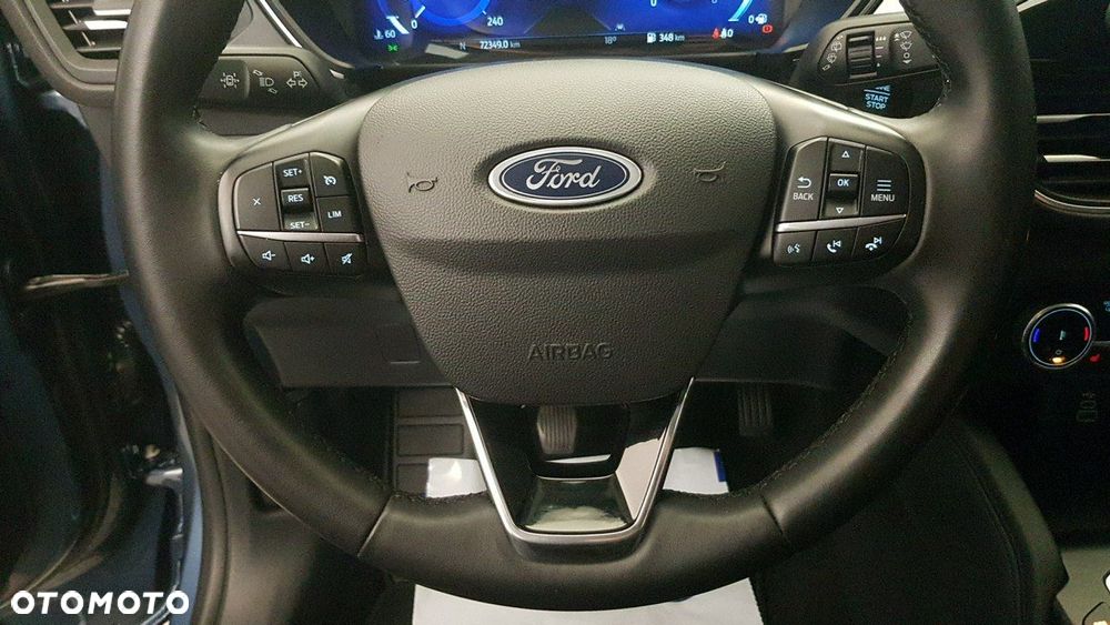 Ford Kuga - 27