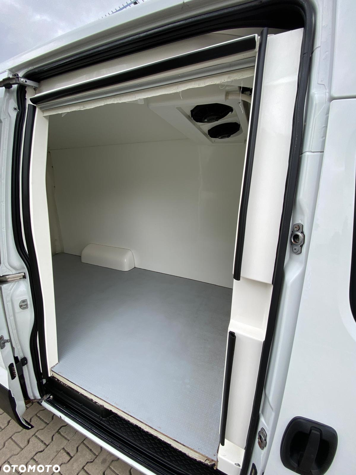 Iveco DAILY 35-140 HI-MATIC CHŁODNIA THERMO KING V200 MAX L2H2 - 28