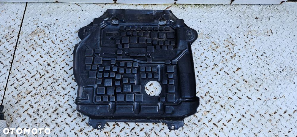 JEEP GRAND CHEROKEE WK2 LIFT SUMMIT OVERLAND Dolna osłona zderzaka Płyta pod zderzak 68037063AD 68037063AE Osłona podwozia Płyta dolna 68195943AA 68191341AA 68191341AB 68037062AE 68191341AB OSŁONY W STANIE BDB NIE POŁAMANE ORYGINAŁ - 19