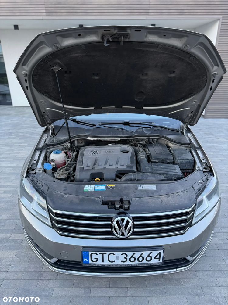 Volkswagen Passat - 6