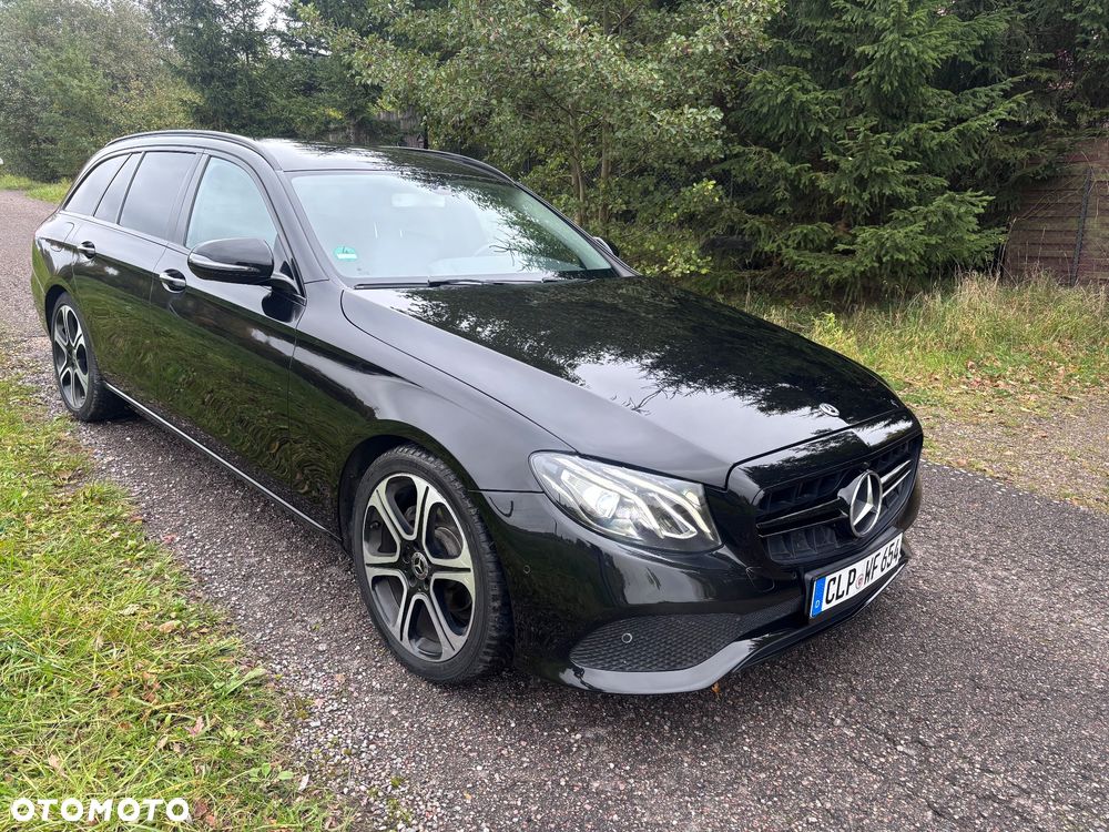 Mercedes-Benz E-Class 2017 photo 4