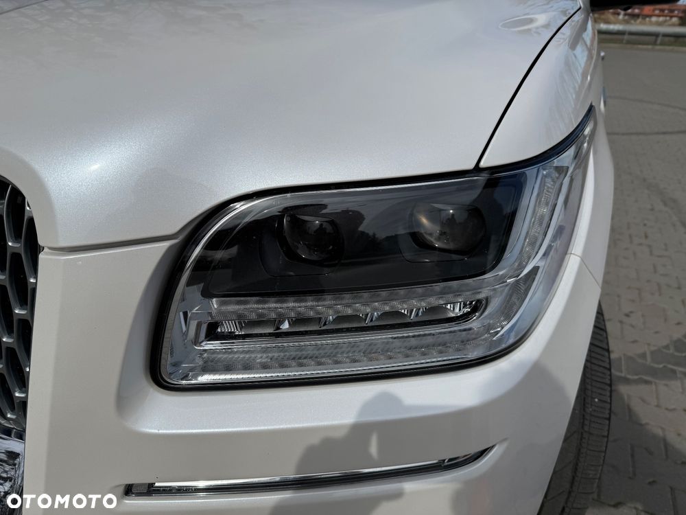 Lincoln Navigator - 22
