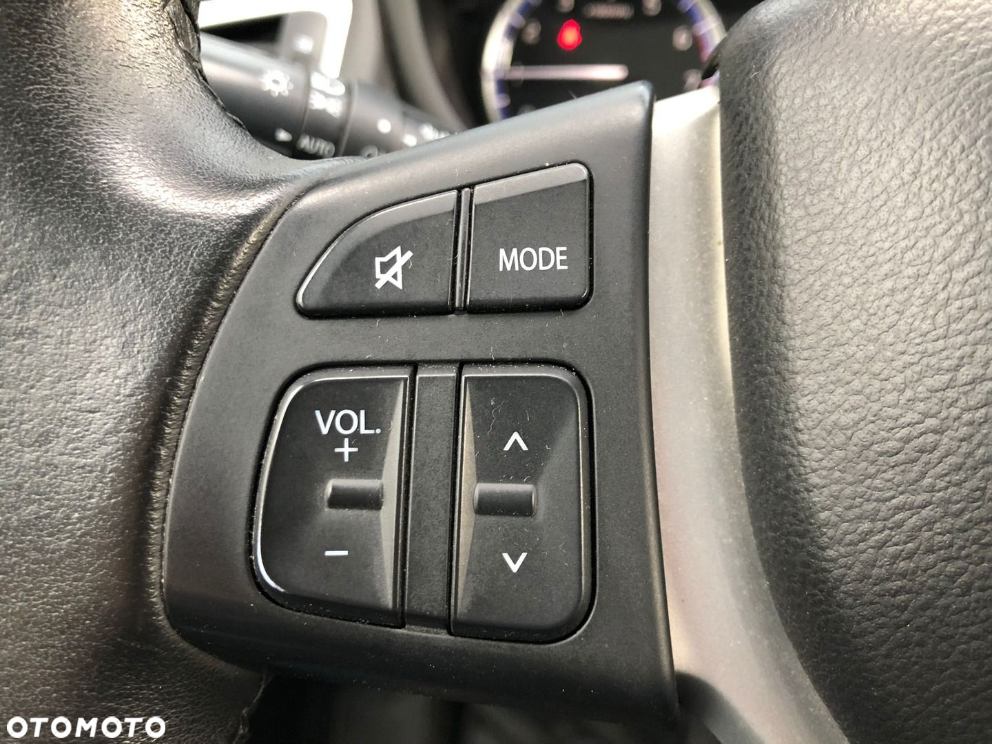 Suzuki SX4 S-Cross 1.0 T Premium - 27