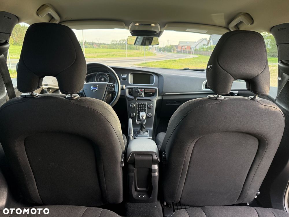 Volvo V40 D3 Momentum - 13