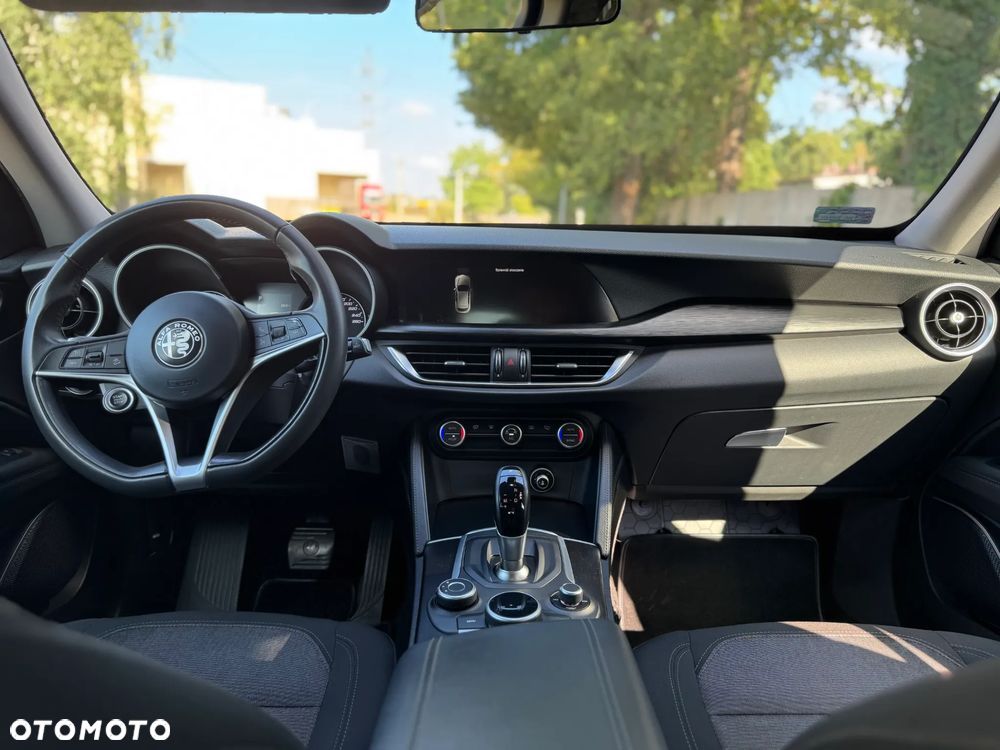 Alfa Romeo Stelvio 2.0 Turbo Q4 - 6