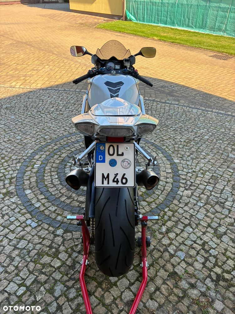Suzuki GSX-R - 18