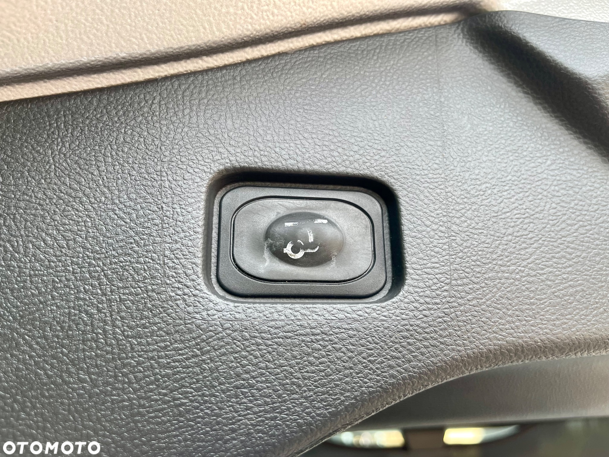 Ford Mondeo 2.0 Hybrid Titanium - 30