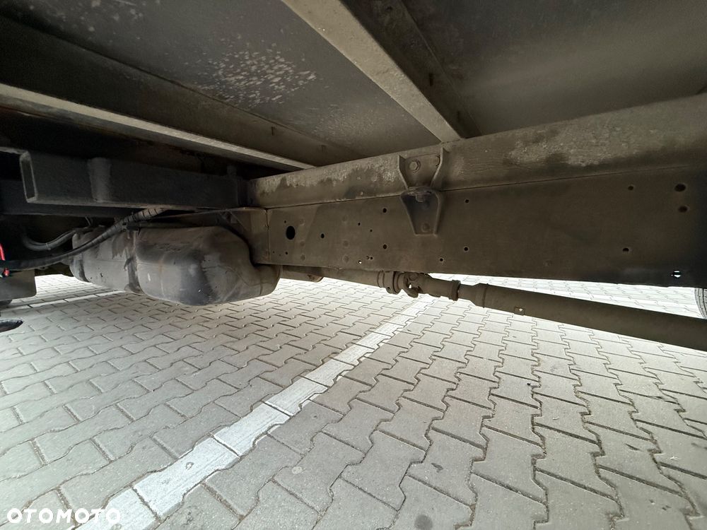 Iveco DAILY 35S - 23