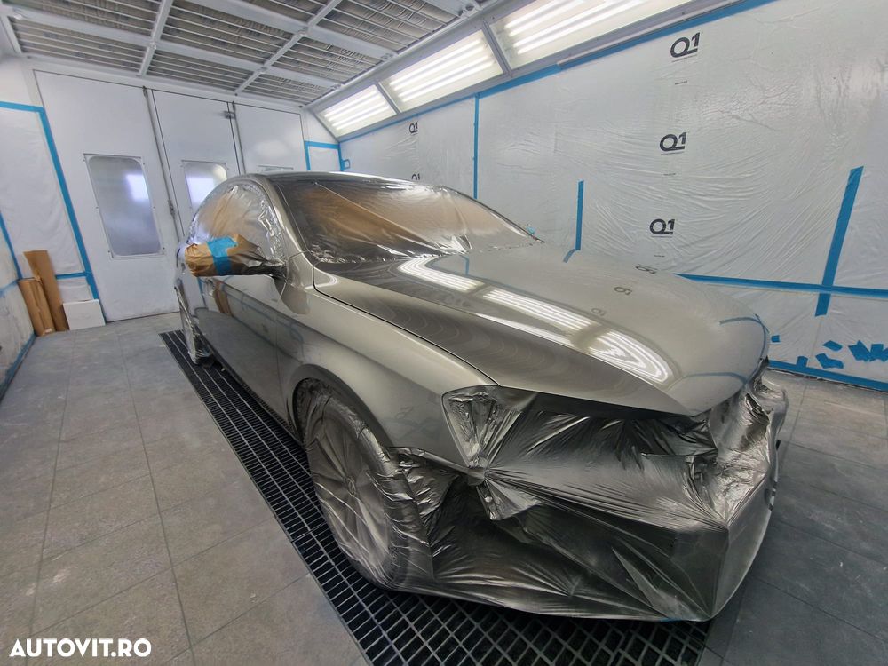 Volkswagen Passat 2.0 TDI BlueMotion Tehnology 4Motion Comfortline - 32