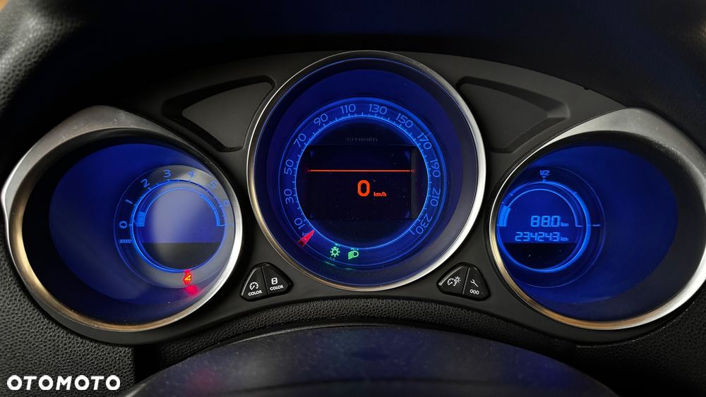 Citroën DS4 HDi 110 SoChic - 7