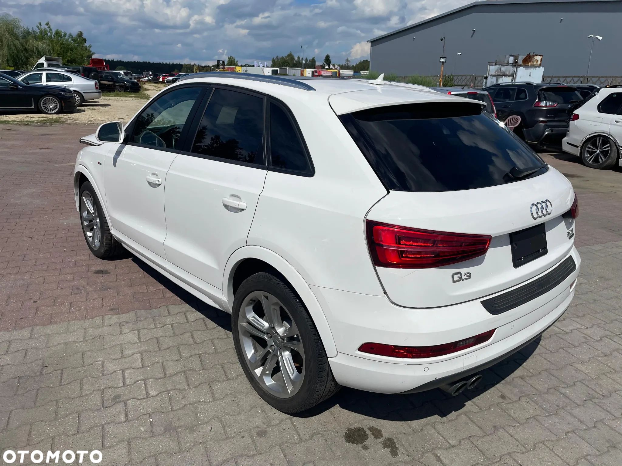 Audi Q3 2.0 TFSI quattro S tronic - 1