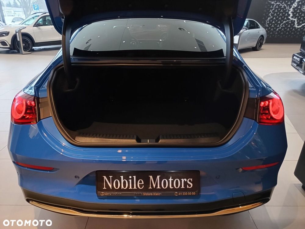 Mercedes-Benz CLA - 21