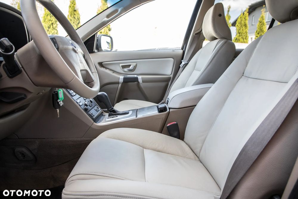 Volvo XC 90 D5 Momentum - 13