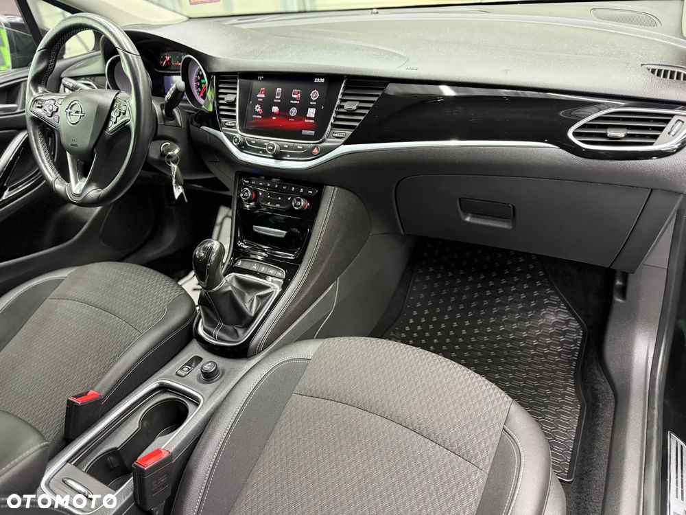 Opel Astra 1.4 Turbo Edition - 25