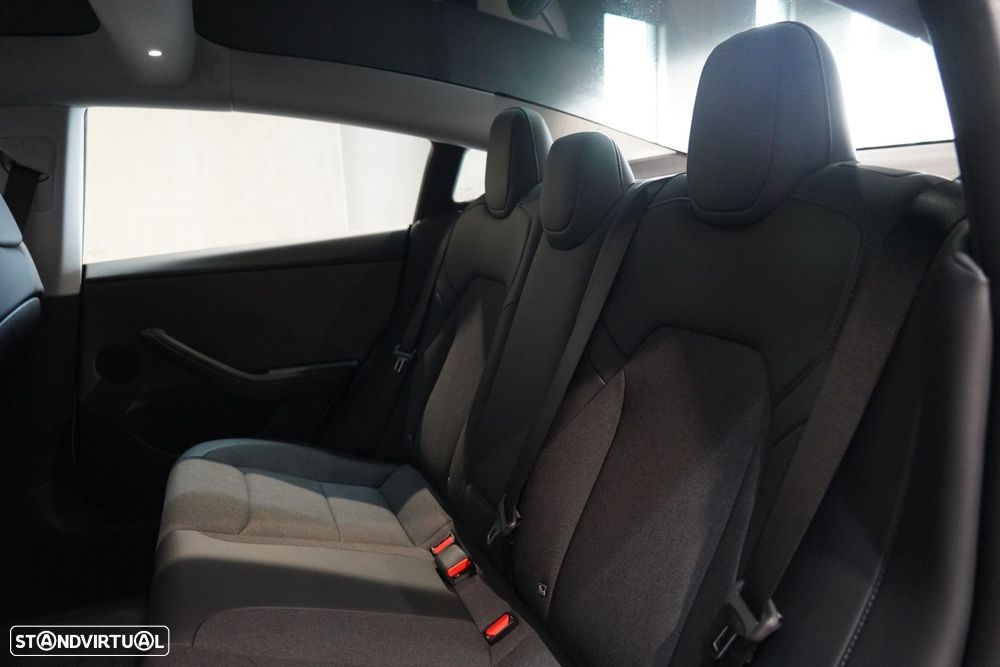 Tesla Model 3 - 26