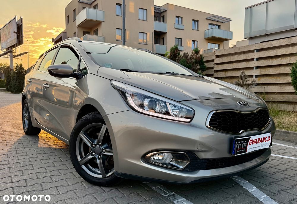Kia Ceed 1.6 GDI Platinum Edition - 17