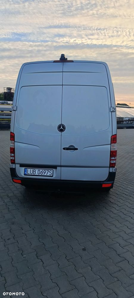 Mercedes-Benz Sprinter - 5