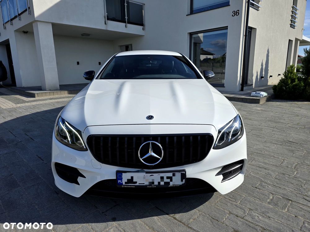 Mercedes-Benz Klasa E - 16