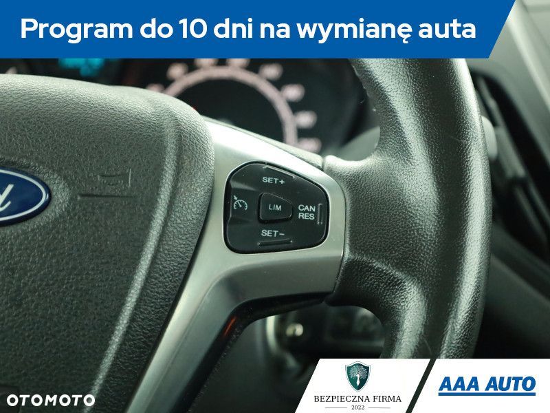 Ford Tourneo Courier - 19