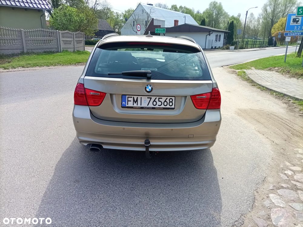 BMW Seria 3 320d DPF Blue Performance Edition Sport - 6