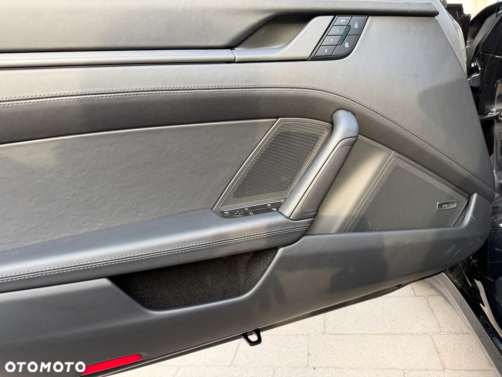 Porsche 911 Carrera GTS PDK - 16