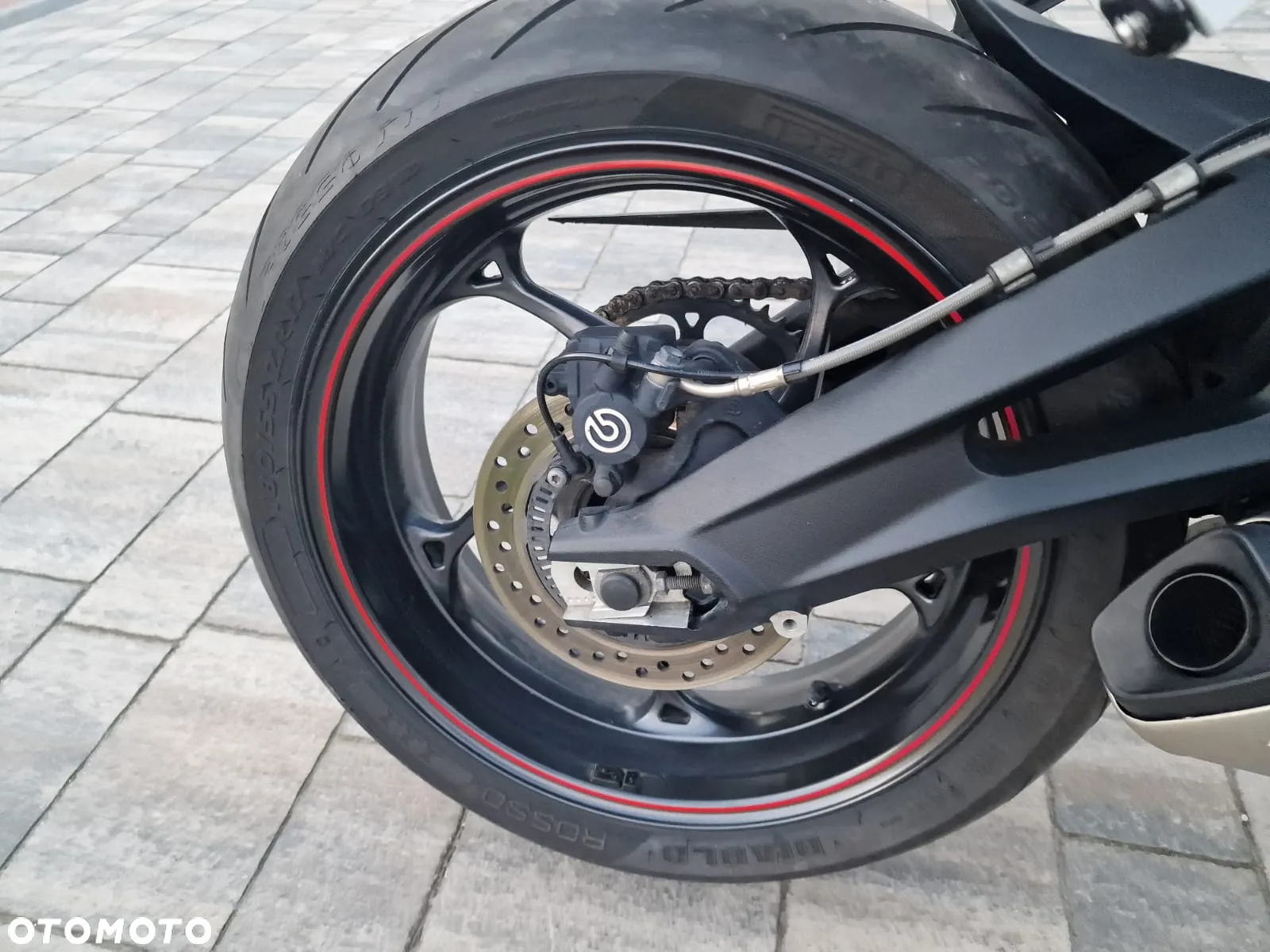 Triumph Street Triple - 16