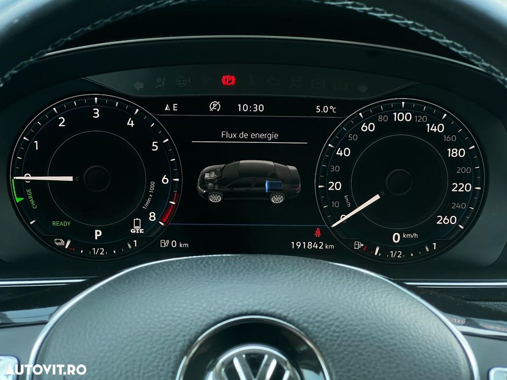 Volkswagen Passat - 21