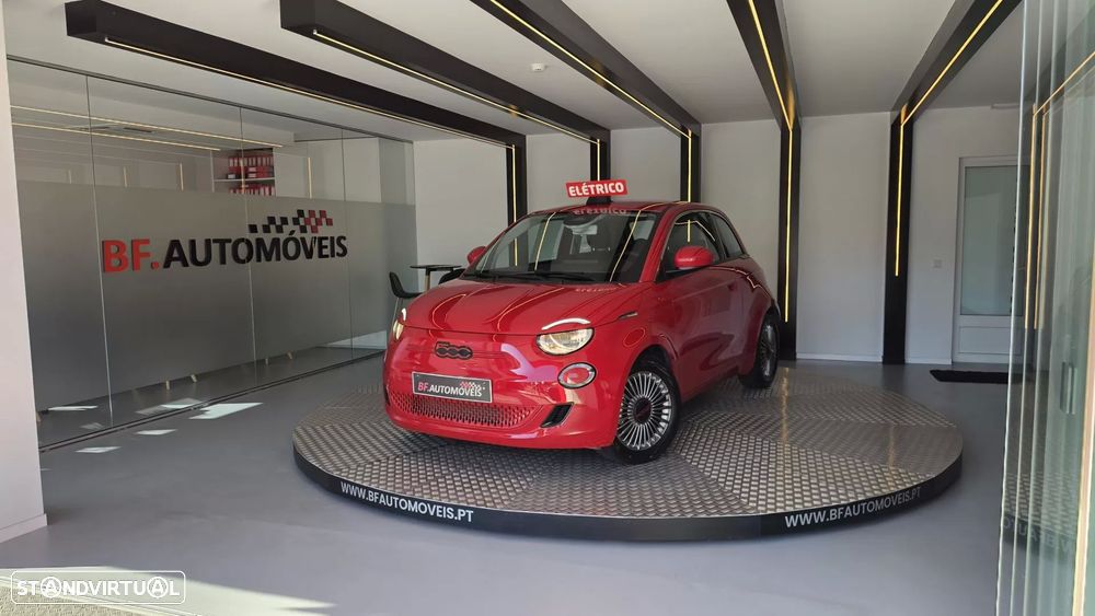 Fiat 500e RED — fotografia 12
