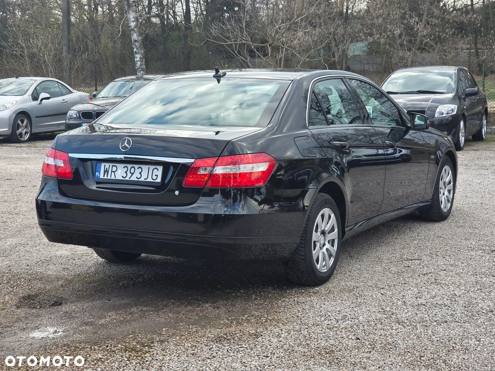 Mercedes-Benz Klasa E 200 CDI DPF BlueEFFICIENCY - 24