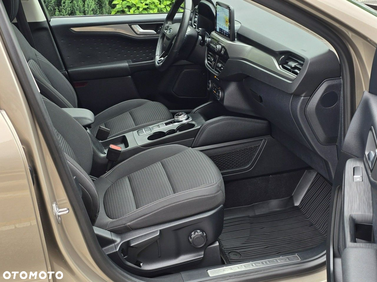 Ford Kuga 1.5 EcoBlue FWD Titanium - 21