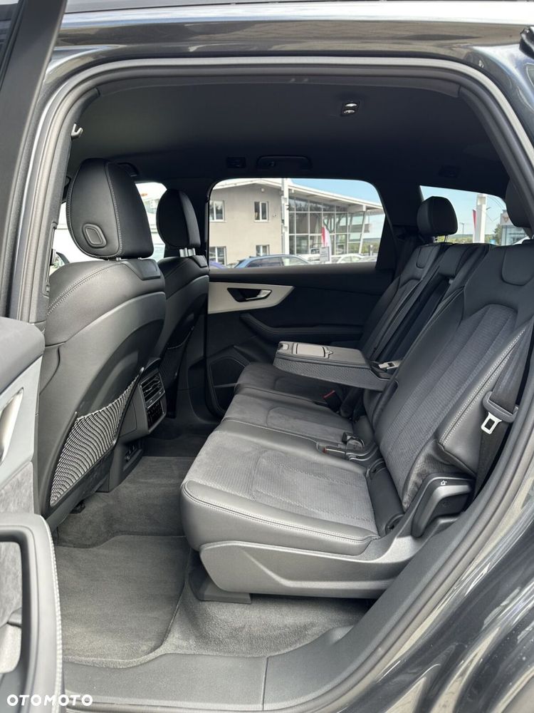Audi Q7 - 21