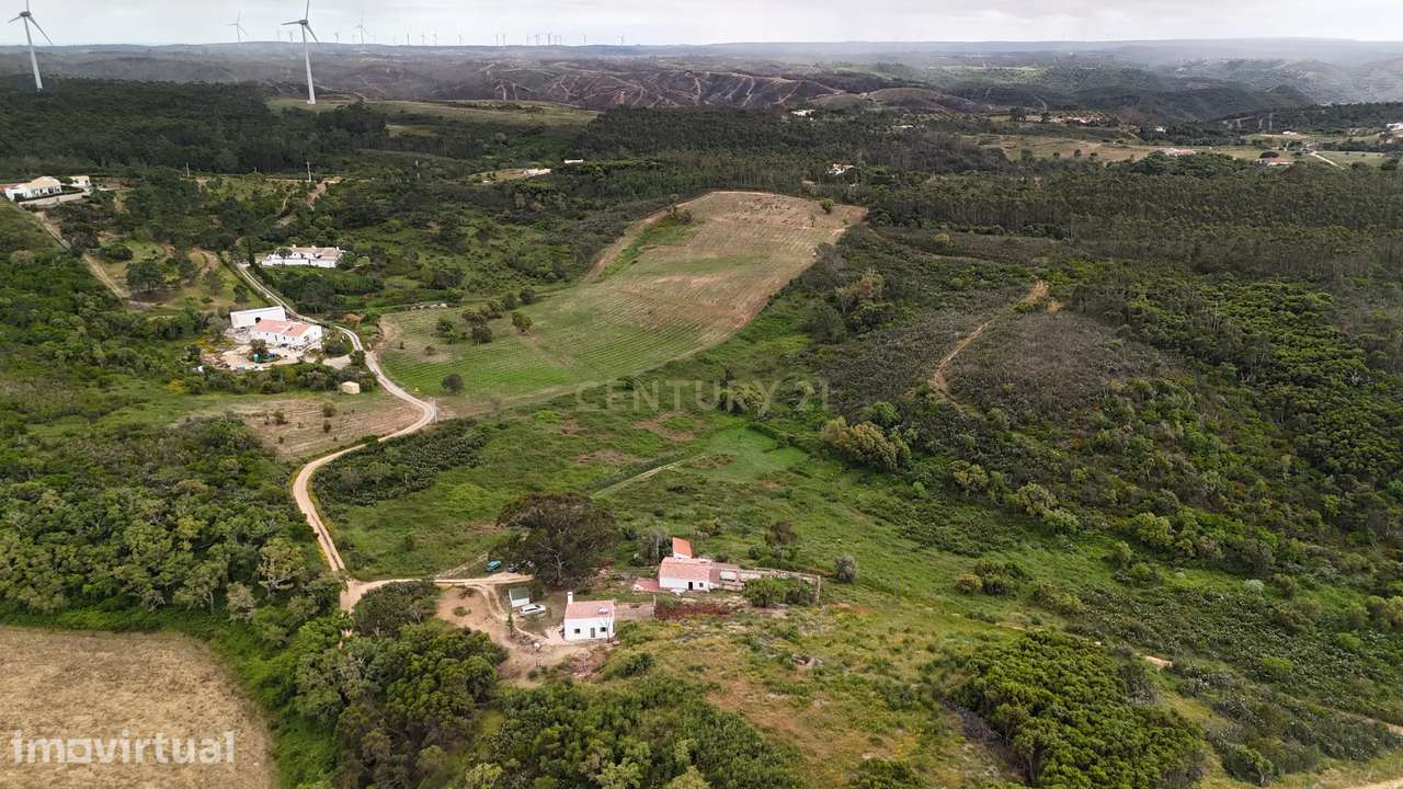 Terreno à venda em Bordeira, Aljezur - 56500m² com potencial - Grande imagem: 3/16
