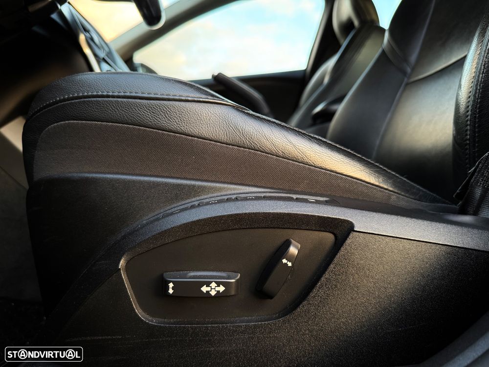 Volvo V40 1.6 D2 Momentum - 32