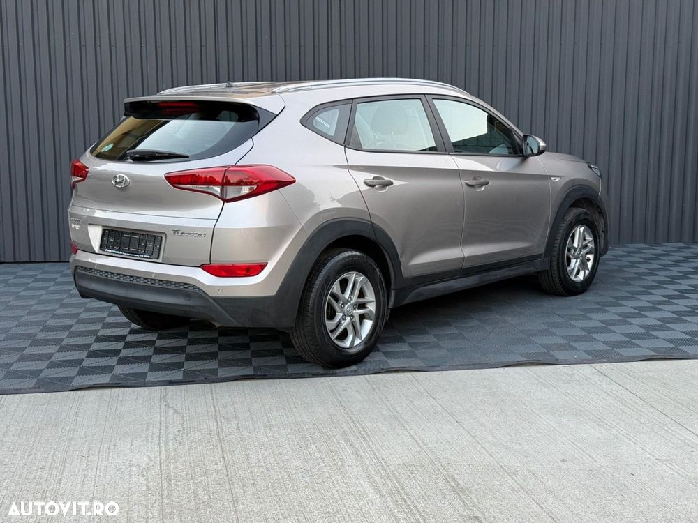 Hyundai Tucson - 4
