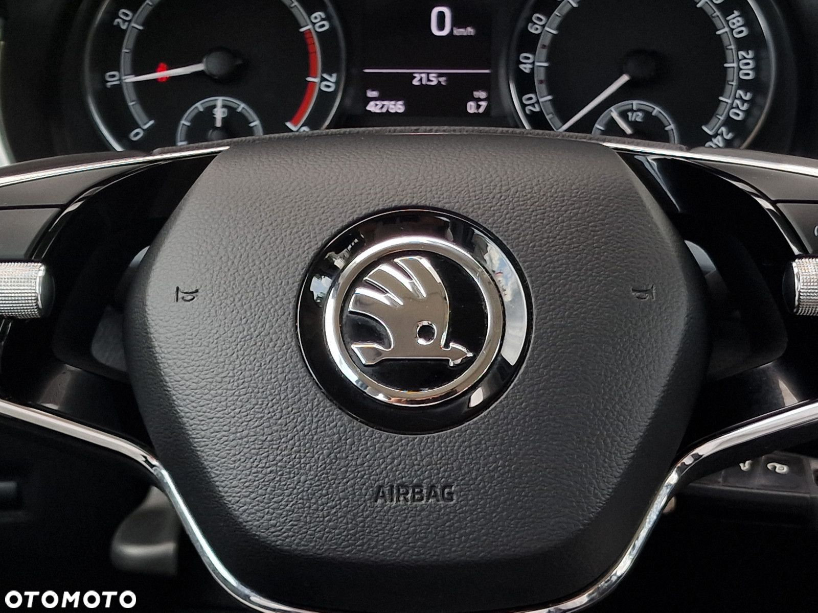 Skoda Fabia 1.0 Ambition - 28