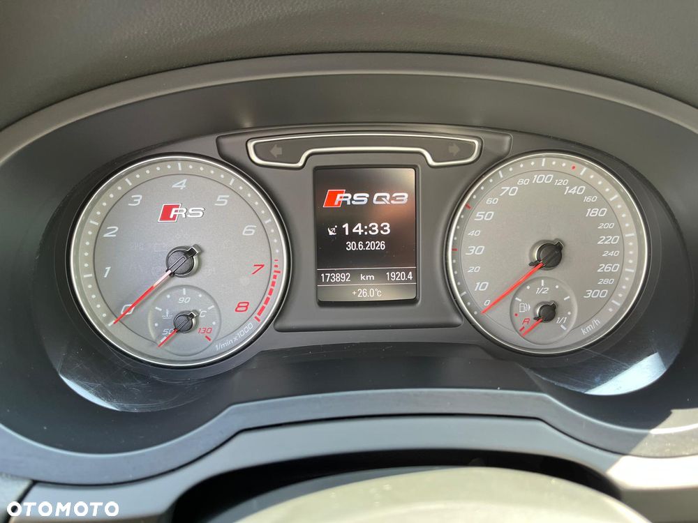 Audi RS Q3 2.5 TFSI quattro S tronic - 38